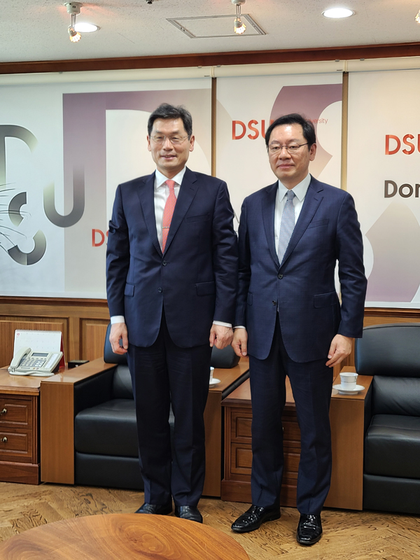 장제국 동서대 총장 면담과의 기념사진