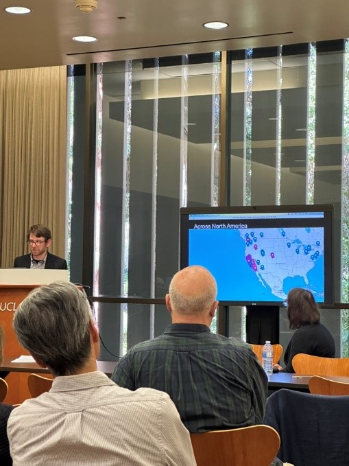 아카이브 컬렉션 활용한 연구 교육 활동