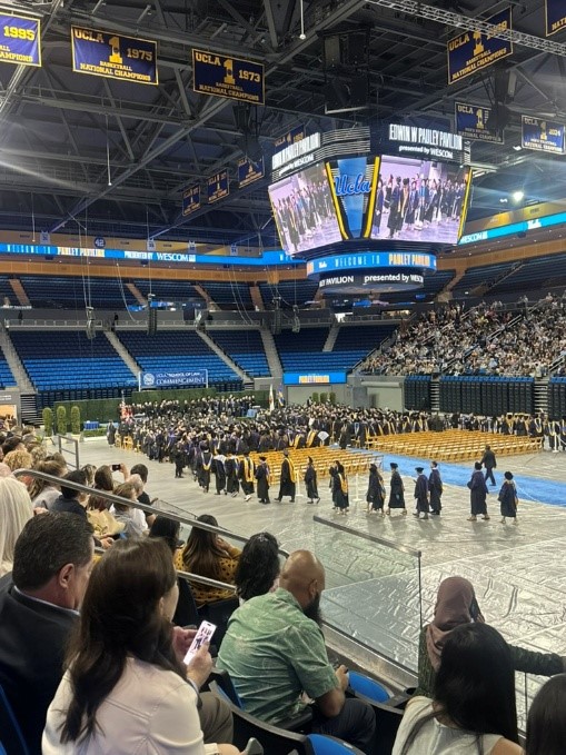 UCLA 로스쿨 졸업식