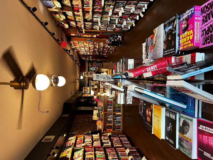 독립서점 내부 모습     