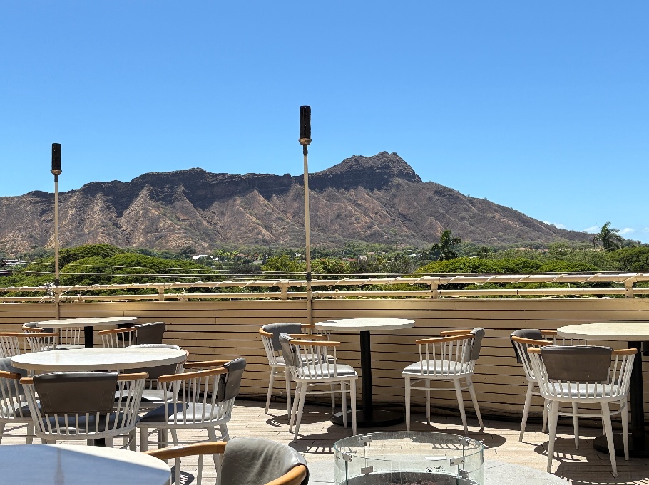 자연경관(산)이 잘보이는 카페 테라스