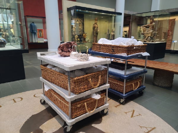 오브젝트를 설치하고 있다1