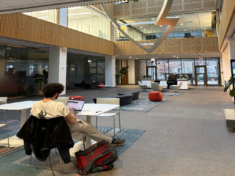 Cerar Library 내부 모습