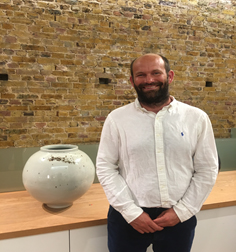 영국 웨일즈의 도예가 Adam Buick