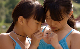 Twin Sisters 