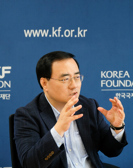 고려<font color='red'>대학교</font> 김성한 교수 & <font color='red'>이화</font>여대 차희원 교수: “공공외교는 국민 누구나 외교 대사가 되는 활동”