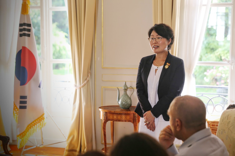 노선주 프랑스 <font color='red'>디종</font> 한글학교 교장: “프랑스인들이 생각하는 한글은 예쁘고 재밌게 생긴 민주적인 문자”