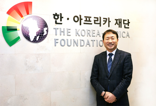 한·<font color='red'>아프리카</font>재단 최연호 이사장 “대한민국과 <font color='red'>아프리카</font>를 잇는 상생 협력의 플랫폼이 되겠습니다.”