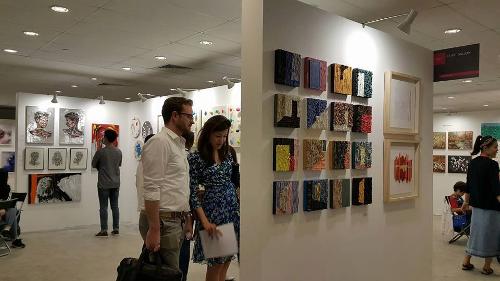 아시아 미술시장의 중심을 향하여 싱가포르