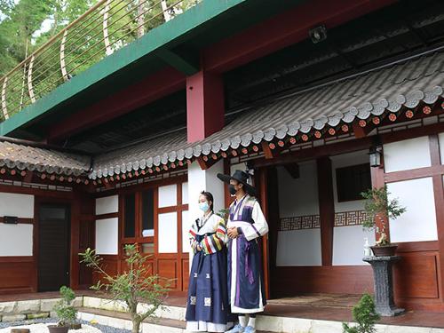 [해외에서 만나는 한국문화] 인도네시아에서 만나는 한국, 말라야 파크 '제주 공원'