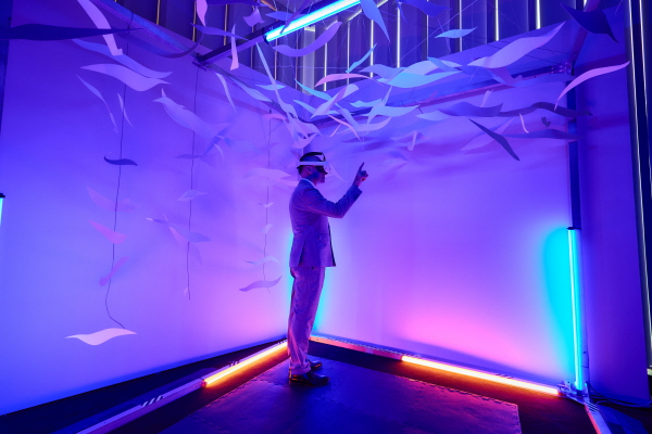 KF XR Gallery Special Exhibition “Platform: Still Human” Held in Cooperation with Czech, Polish, and Korean Institutions