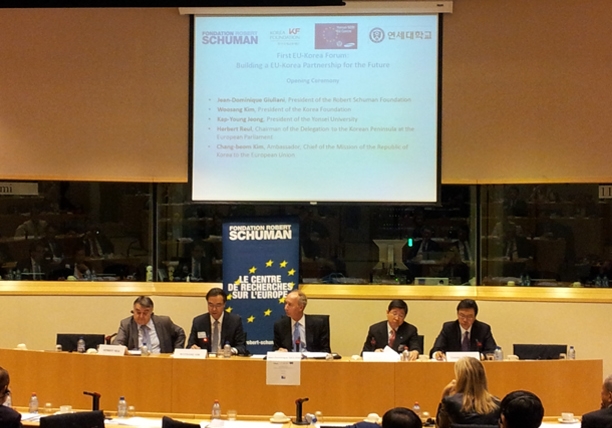 2013년 한-EU 수교 50주년을 앞두고 “제1차 한-EU포럼” 출범