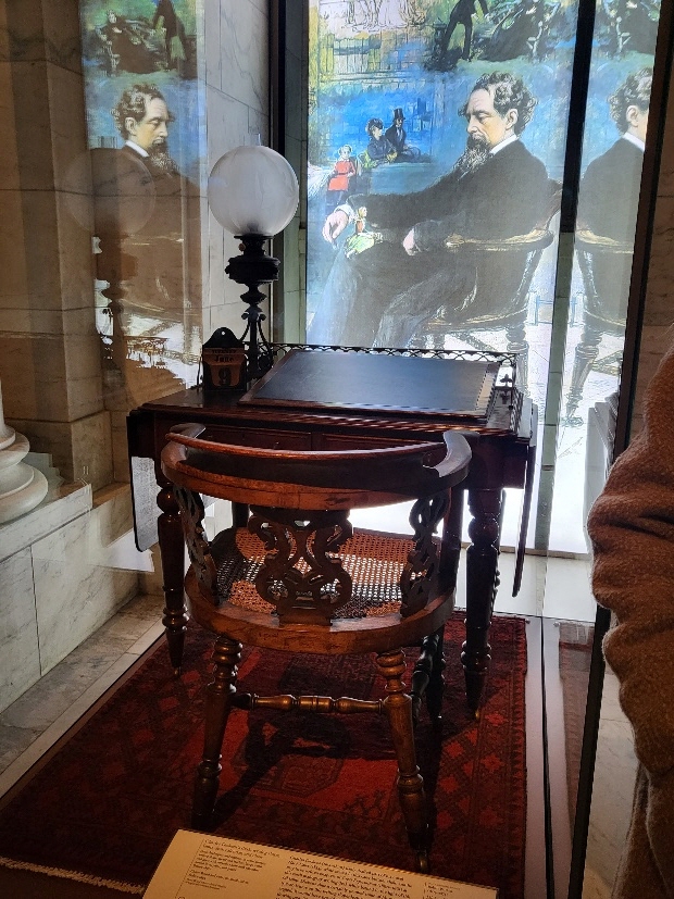 Charles Dickens's desk, writing slope, lamp, desk calendar, and chair