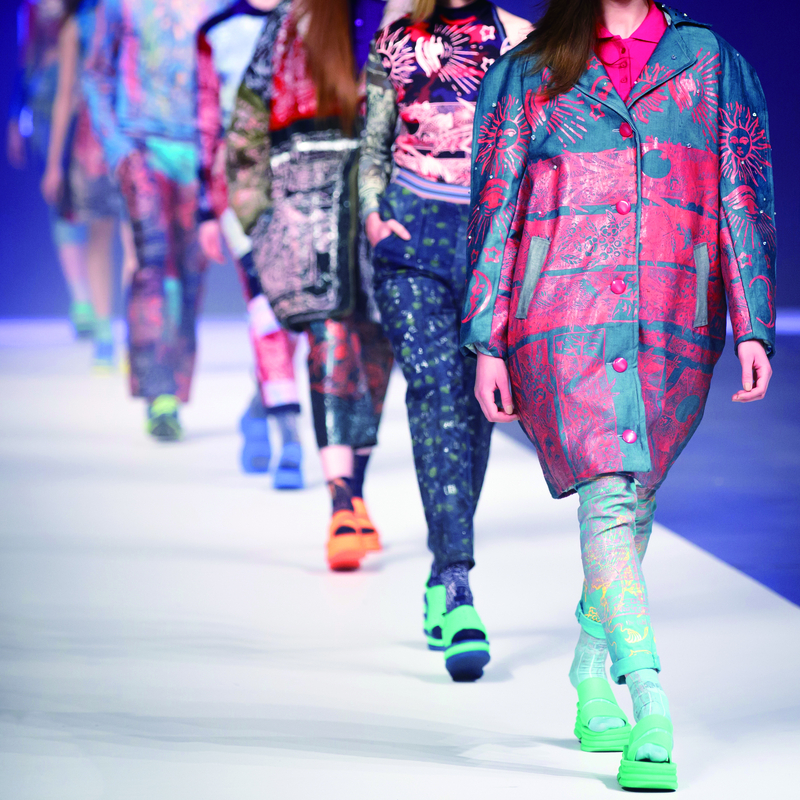 Louis Vuitton Singapore Fashion Show 2021